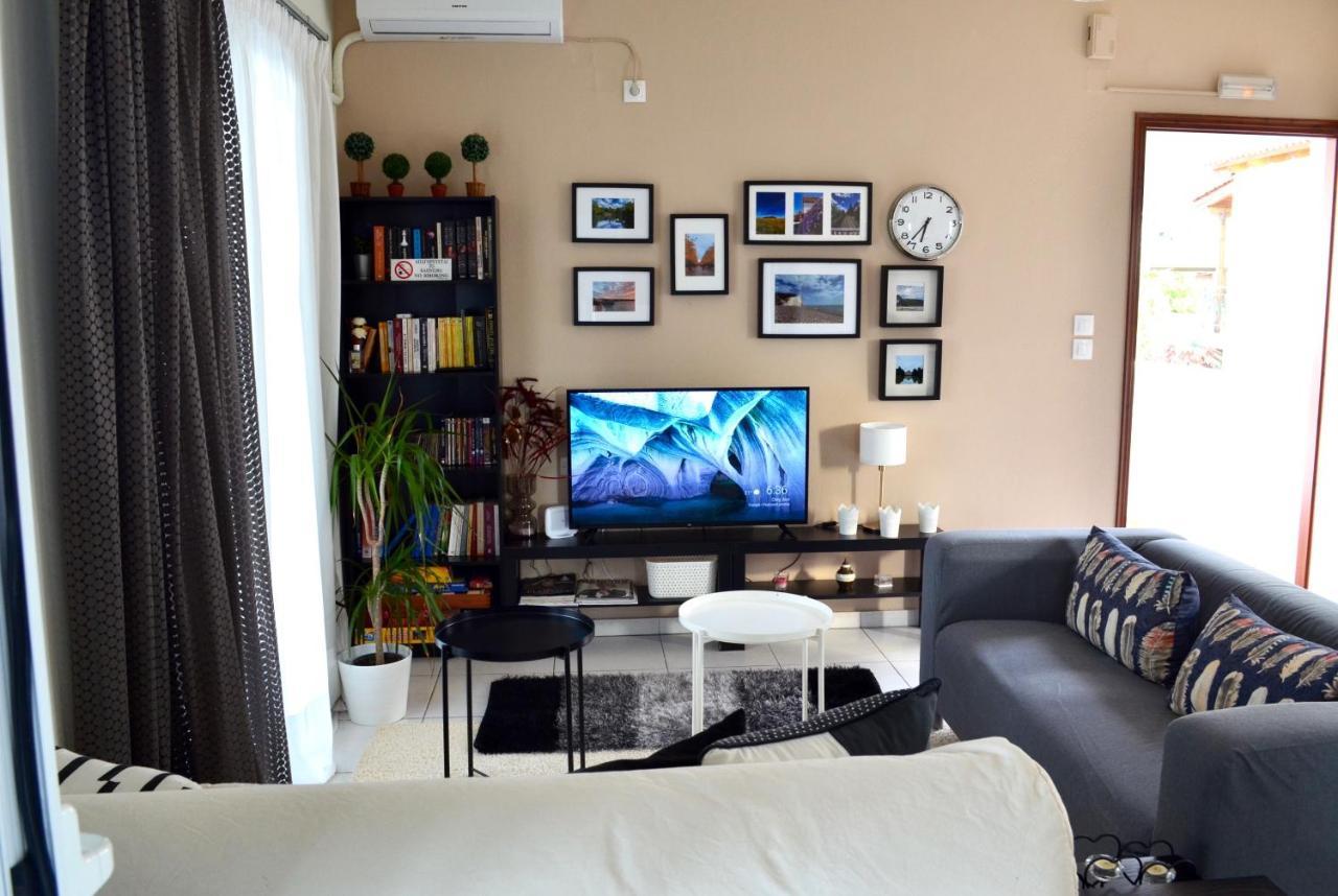 Downtown Apartment Kamena Vourla Exterior photo